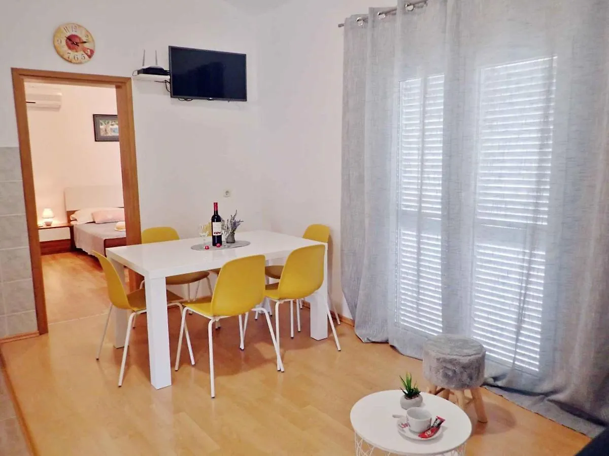 Apartment In Starigrad-Paklenica 6881 Croatia