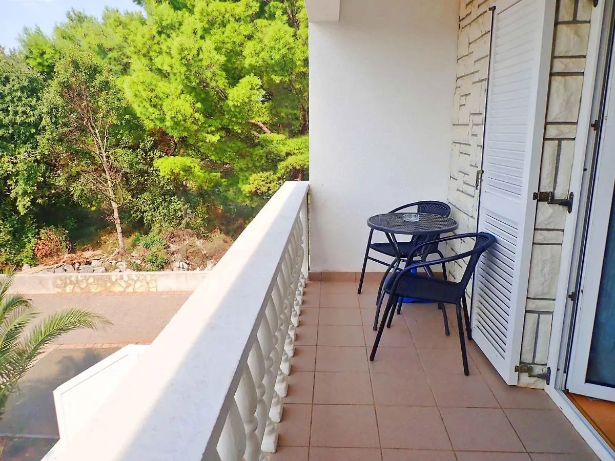 Apartment In Starigrad-Paklenica 6881