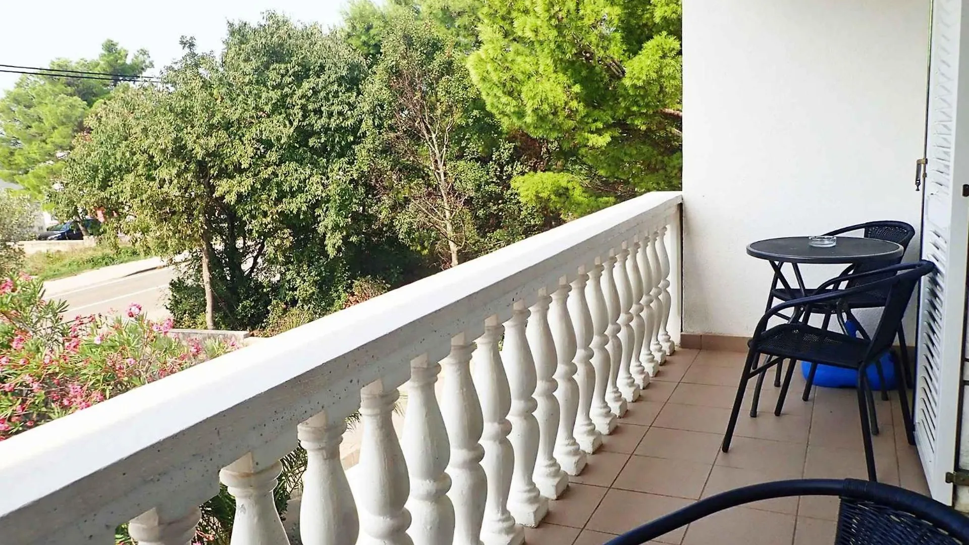 Apartment In Starigrad-Paklenica 6881