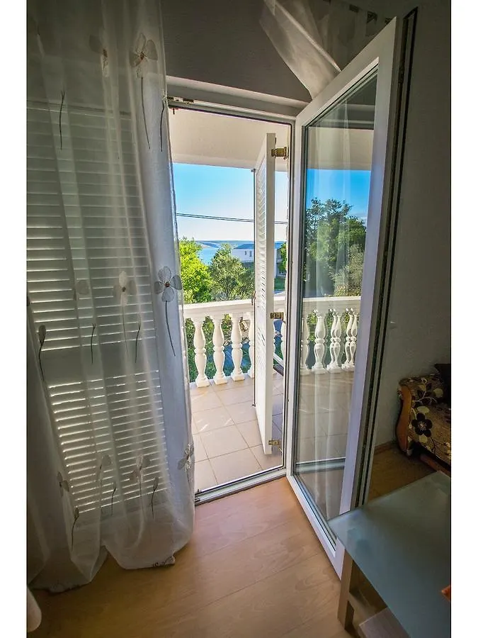 Apartment In Starigrad-Paklenica 6881